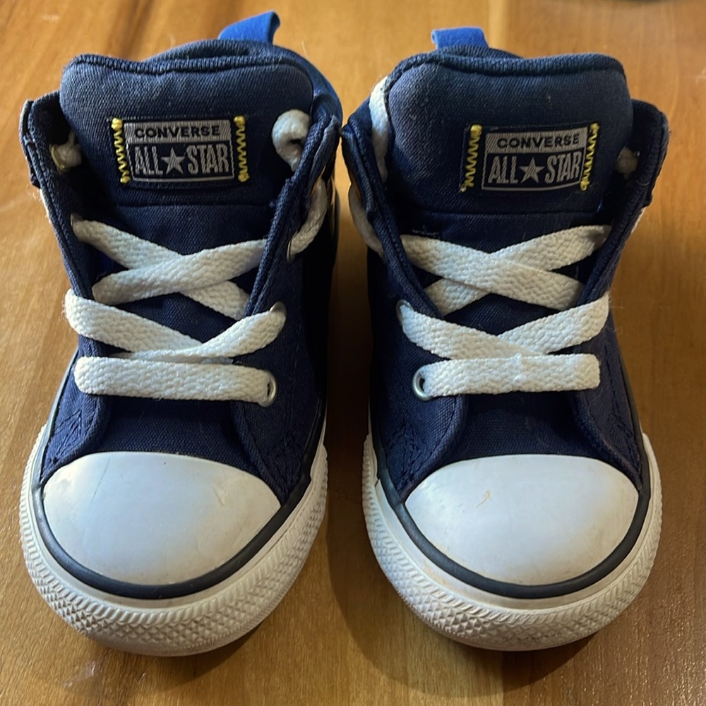 Toddler Boys Converse size 7